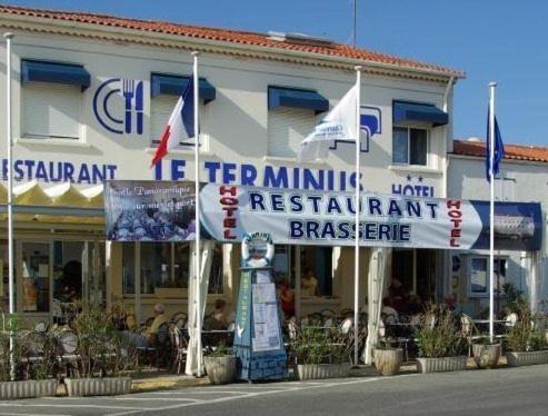 Logis Hotel Le Terminus Bourcefranc Ngoại thất bức ảnh