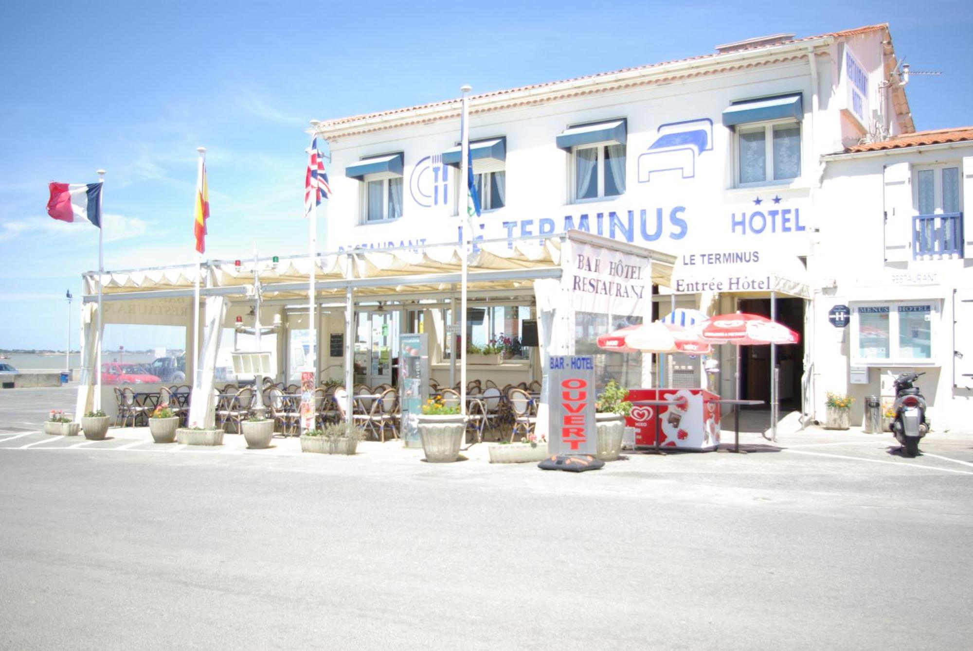 Logis Hotel Le Terminus Bourcefranc Ngoại thất bức ảnh