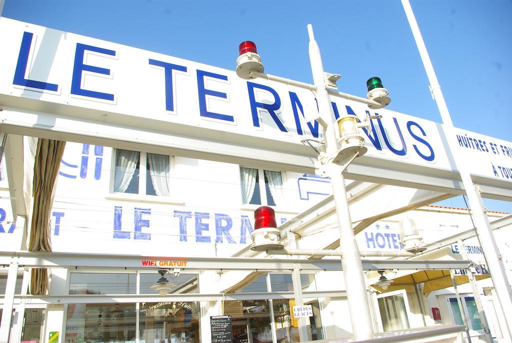 Logis Hotel Le Terminus Bourcefranc Ngoại thất bức ảnh