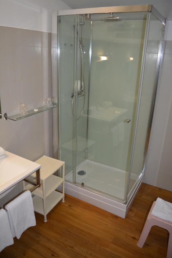Logis Hotel Le Terminus Bourcefranc Ngoại thất bức ảnh